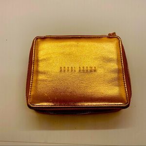 NWOT Bobbi Brown Zip Around Rose Gold Case 7” x 5”